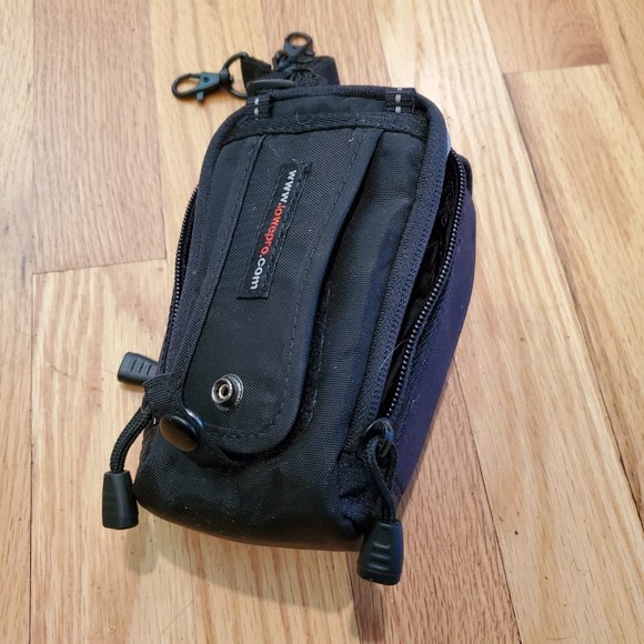 Small camera case by Lowepro - Picture 6 of 6